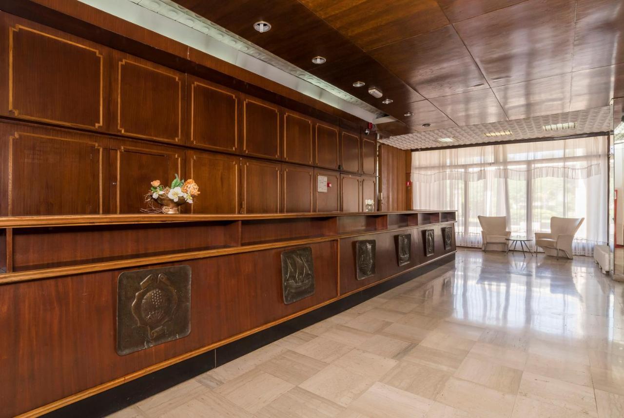 Guest House Adriatic Умаг Экстерьер фото