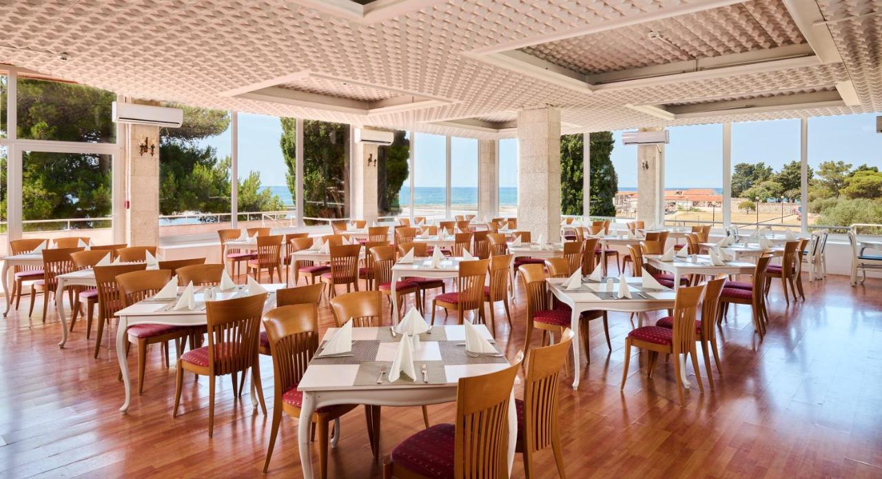 Guest House Adriatic Умаг Экстерьер фото